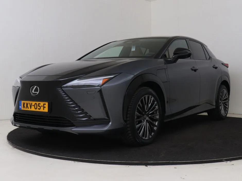 Lexus RZ (2026) — foto 1