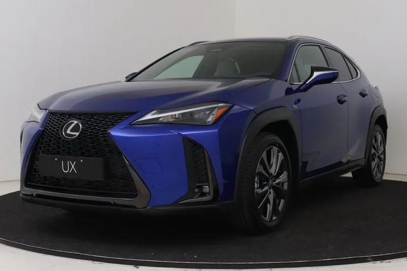 Lexus UX (2026)