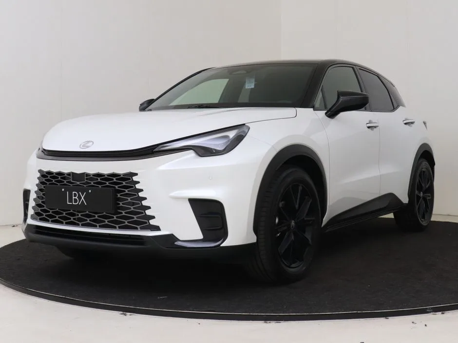 Lexus LBX (2026) — foto 1