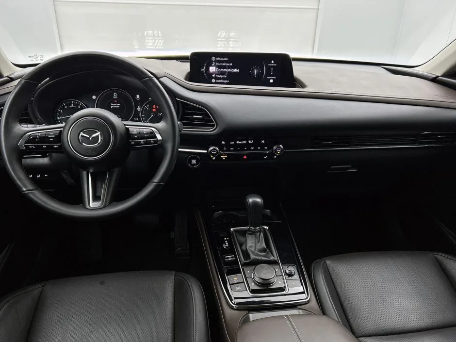 Mazda CX-30 (2025) — foto 1