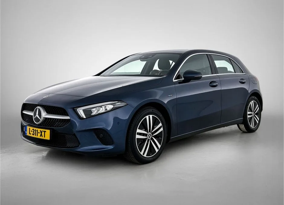 Mercedes-Benz A-Klasse (2021) — foto 1