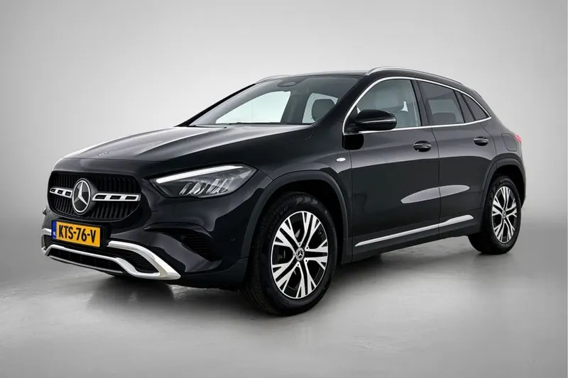 Mercedes-Benz GLA (2025)