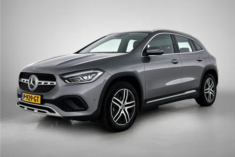 Mercedes-Benz GLA (2021)