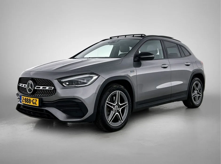 Mercedes-Benz GLA (2020) — foto 1