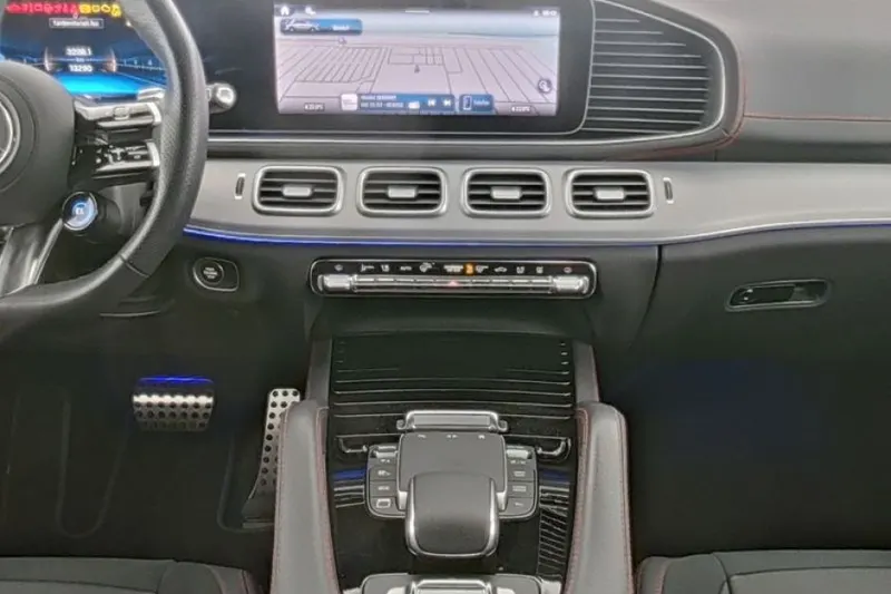 Mercedes-Benz GLE (2025)