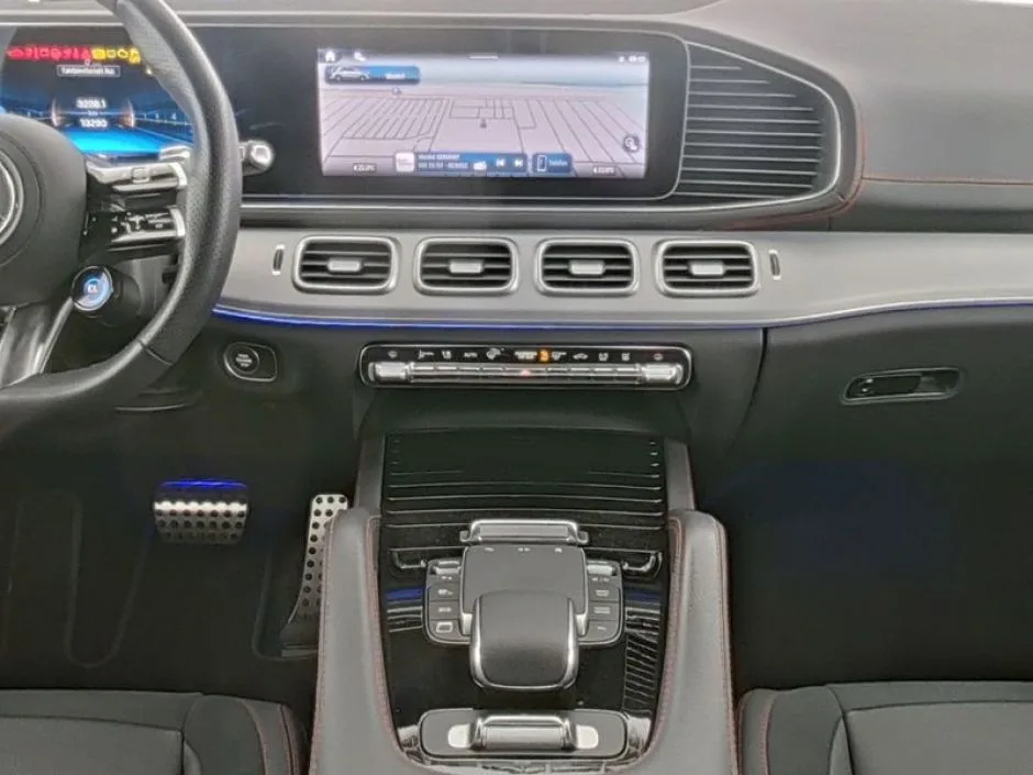 Mercedes-Benz GLE (2025) — foto 1