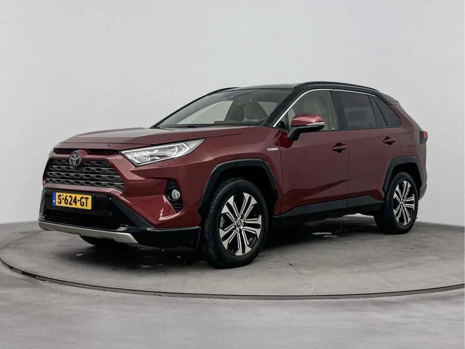 Toyota RAV4 (2021) — foto 1