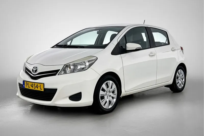 Toyota Yaris (2012)