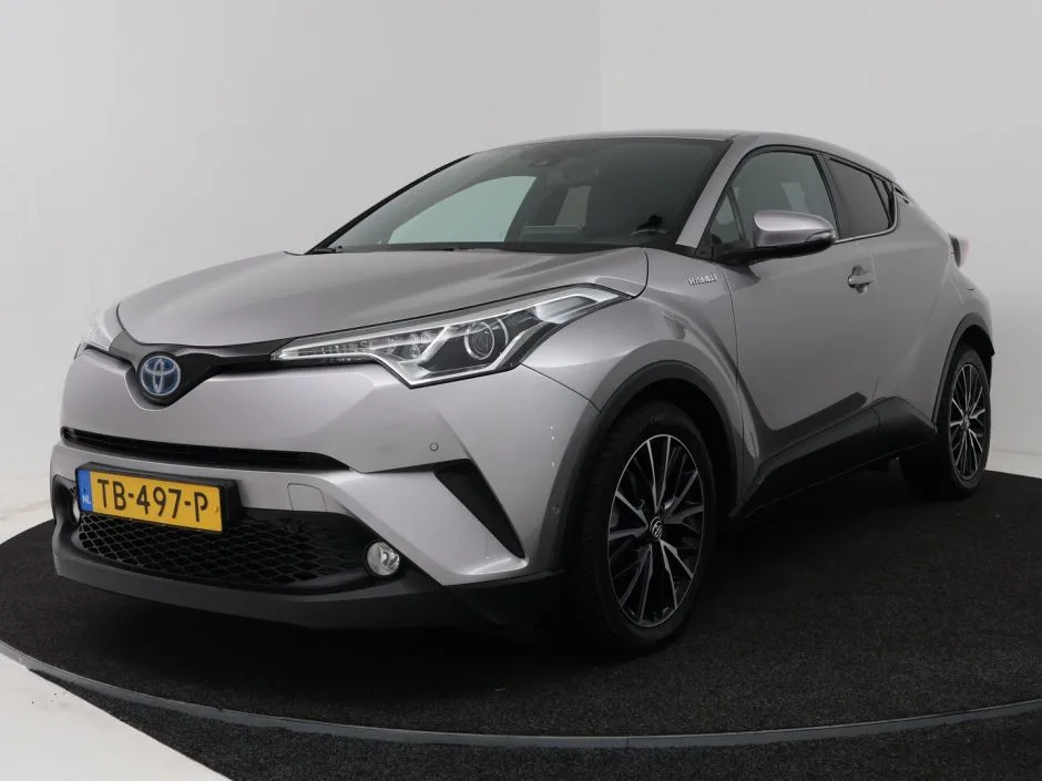 Toyota C-HR (2018) — foto 1