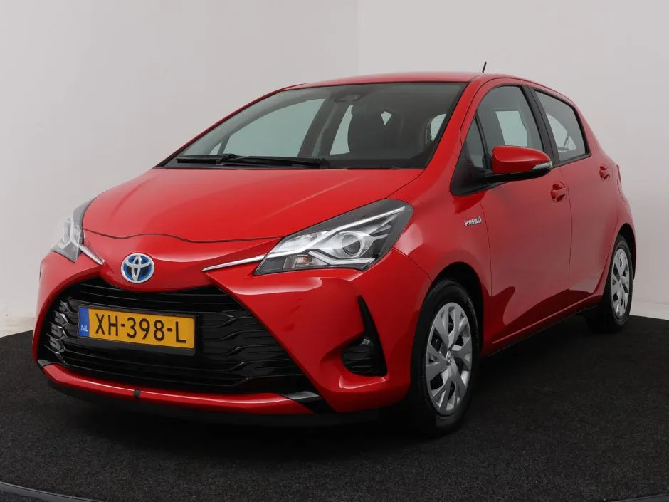 Toyota Yaris (2019) — foto 1