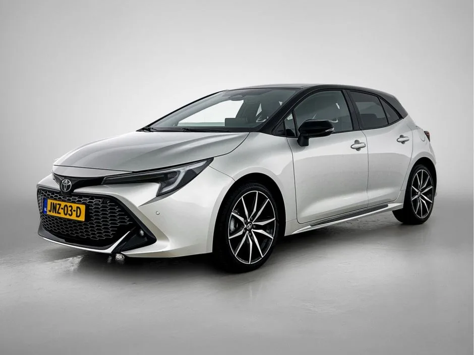 Toyota Corolla (2024) — foto 1