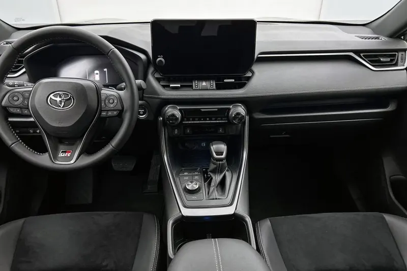 Toyota RAV4 (2025)