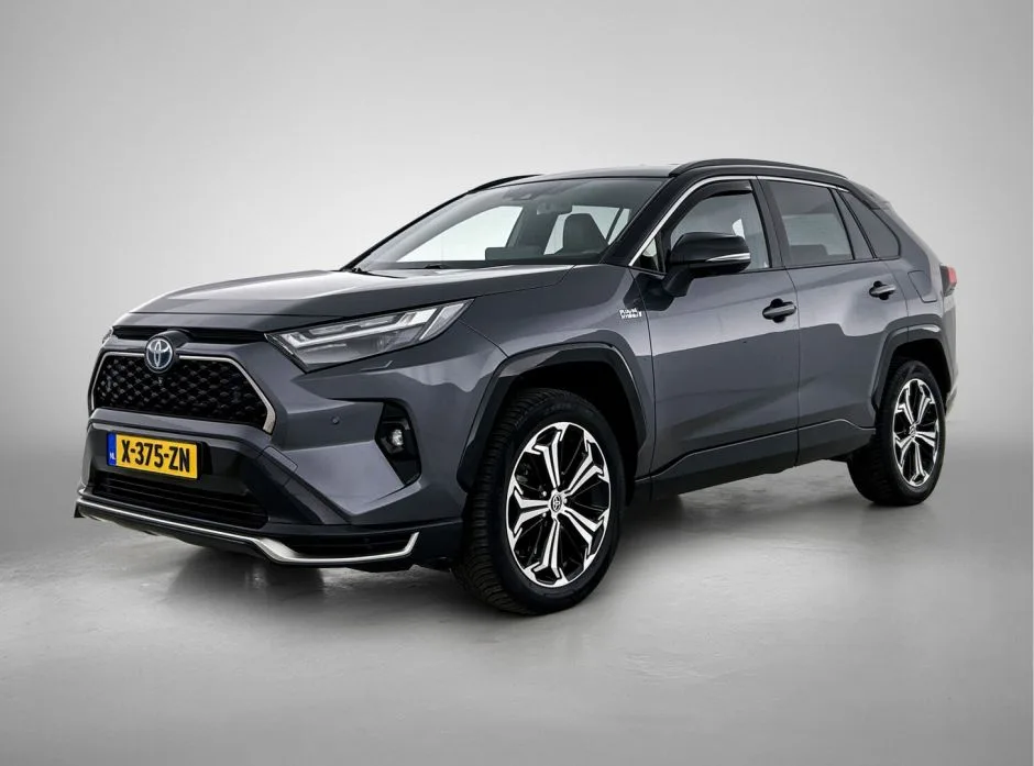 Toyota RAV4 (2023) — foto 1