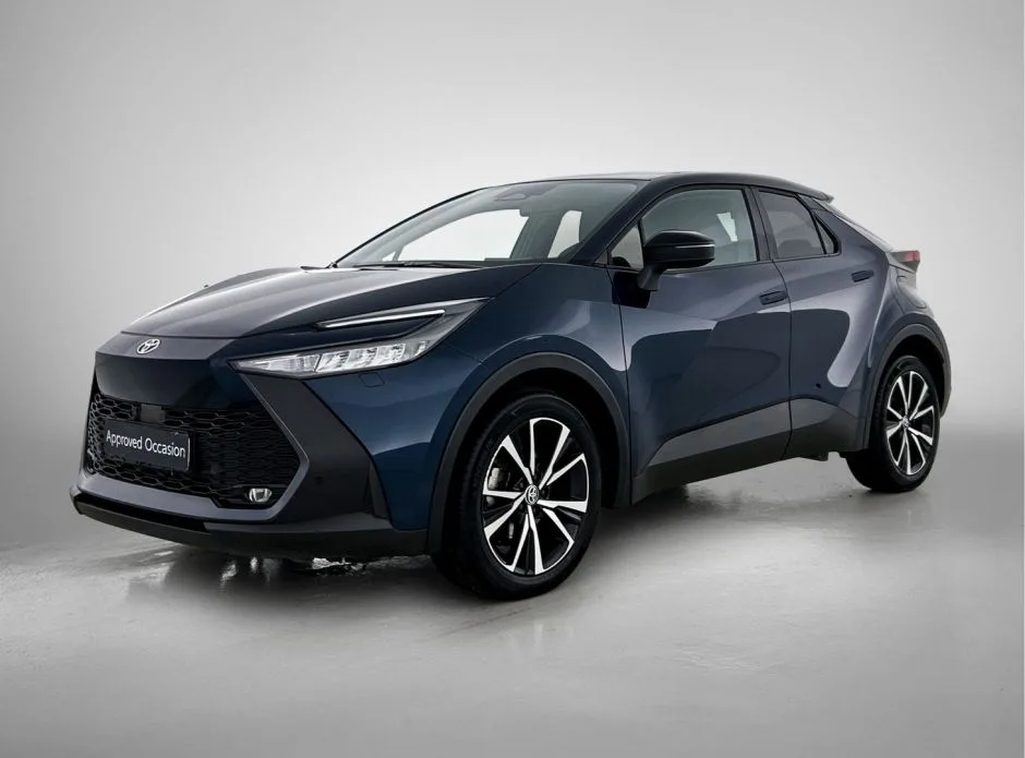 Toyota C-HR (2024) — foto 1