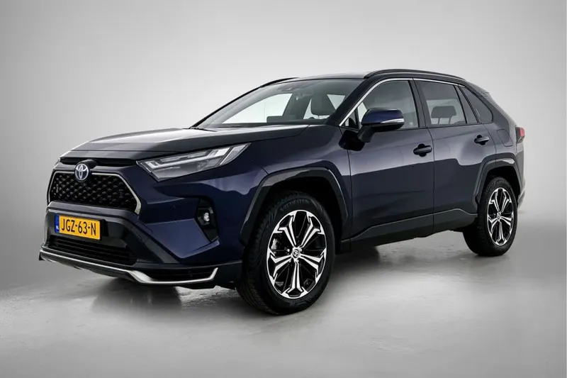 Toyota RAV4 (2025)