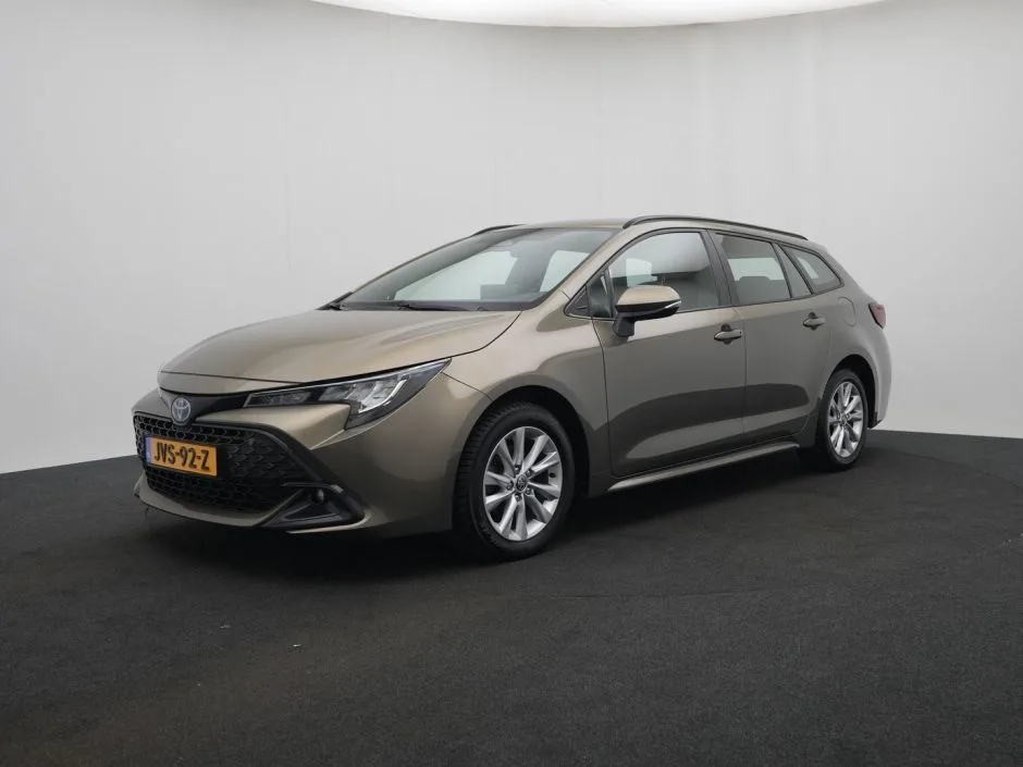 Toyota Corolla_Touring_Sports (2023) — foto 1