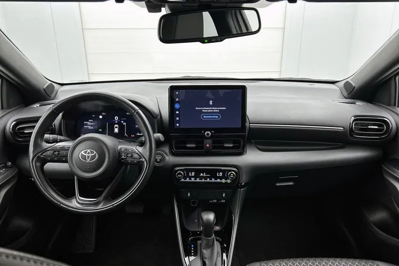 Toyota Yaris (2024)