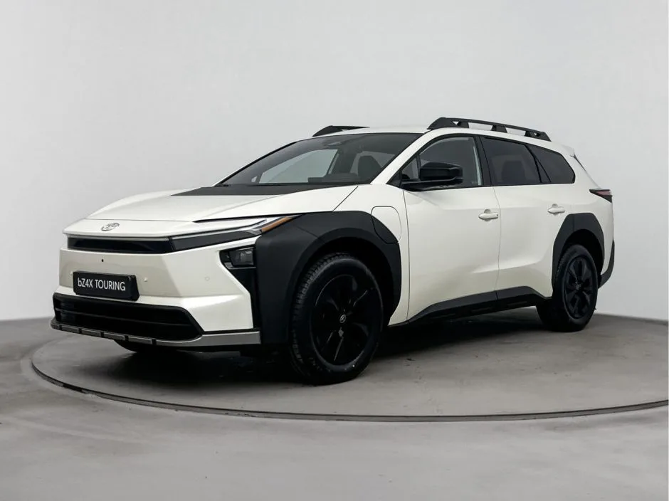 Toyota bZ4X (2026) — foto 1