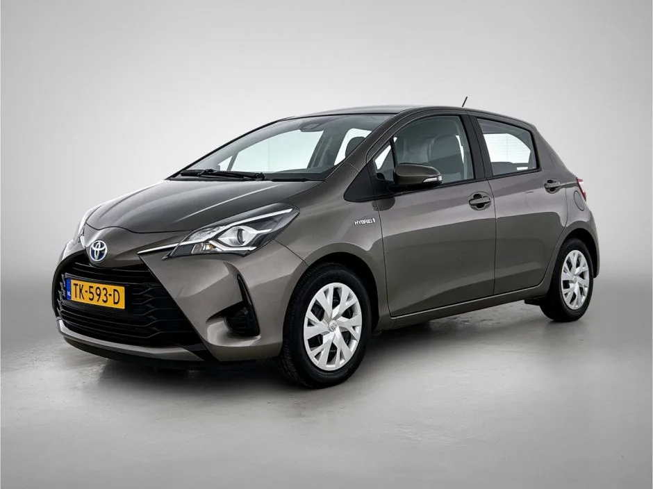 Toyota Yaris (2018) — foto 1