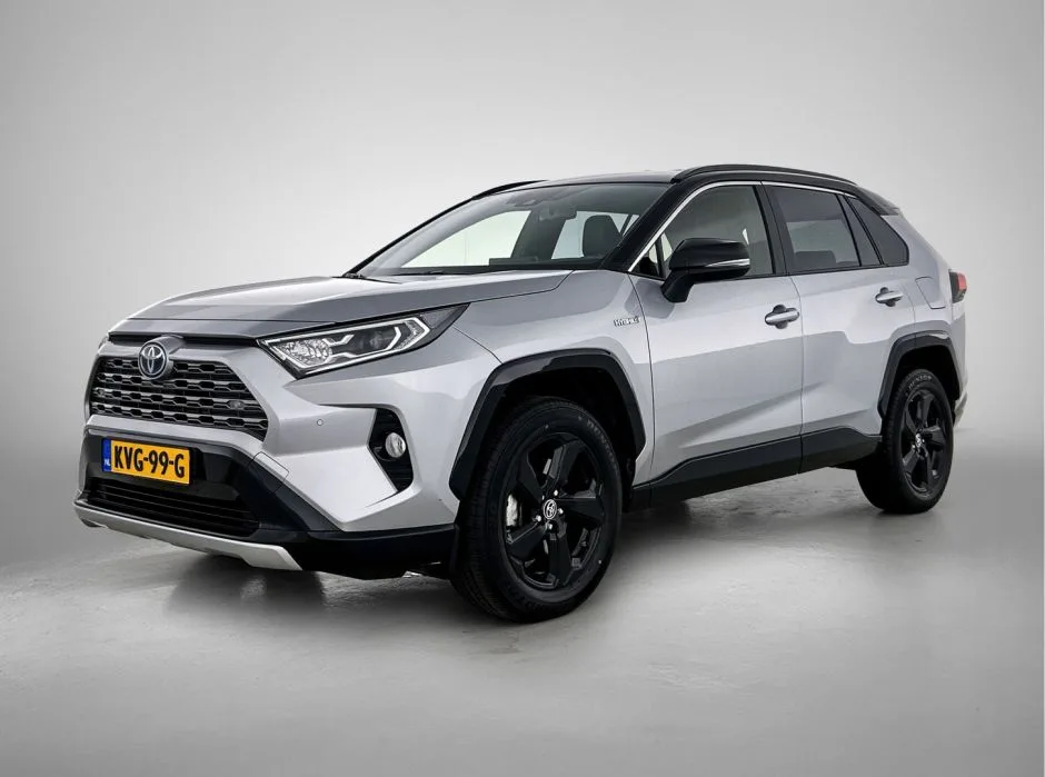 Toyota RAV4 (2021) — foto 1