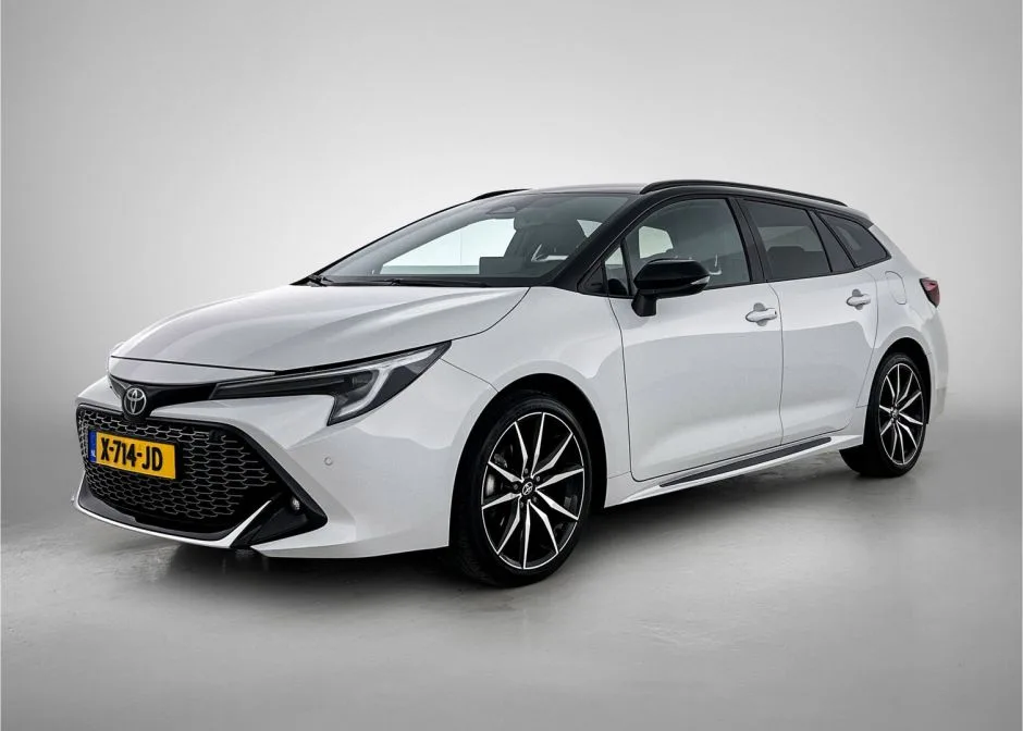 Toyota Corolla_Touring_Sports (2023) — foto 1