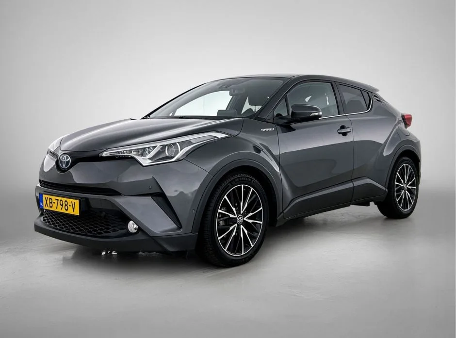 Toyota C-HR (2018) — foto 1