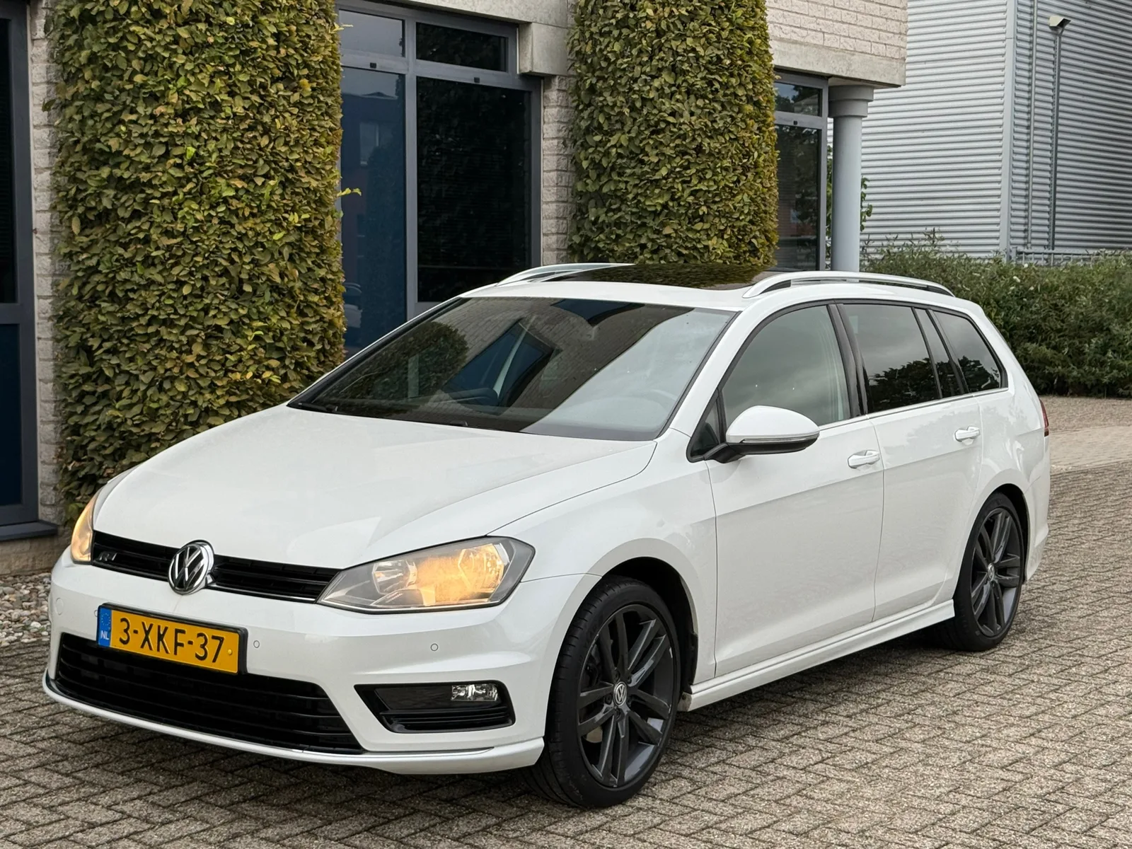Volkswagen Golf (2014) — foto 1