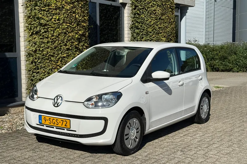 Volkswagen Up! (2013)