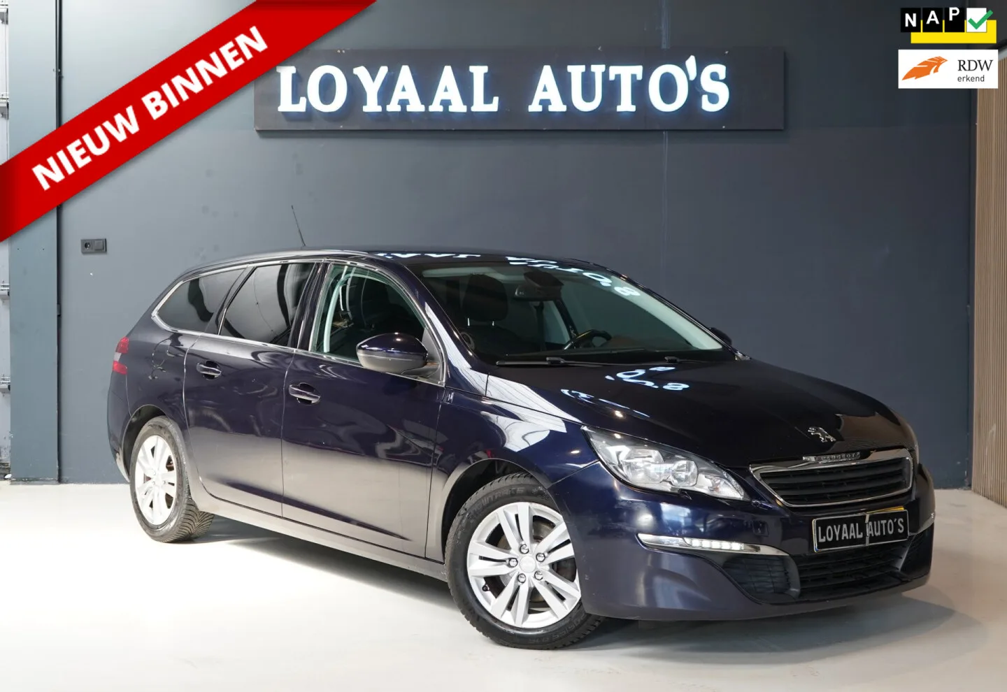 Peugeot 308 (2015) — foto 1