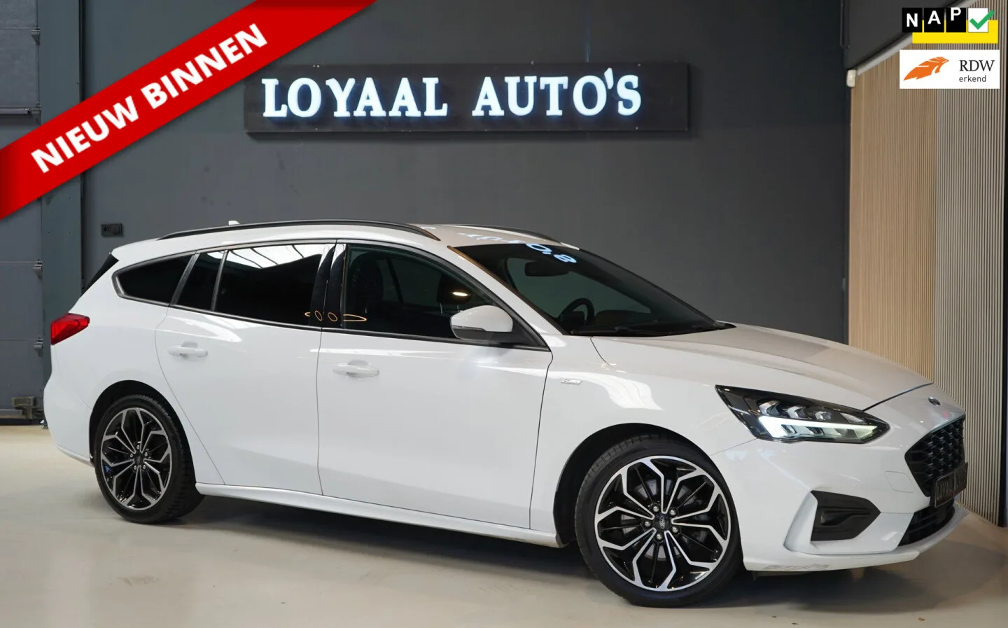 Ford Focus (2020) — foto 1
