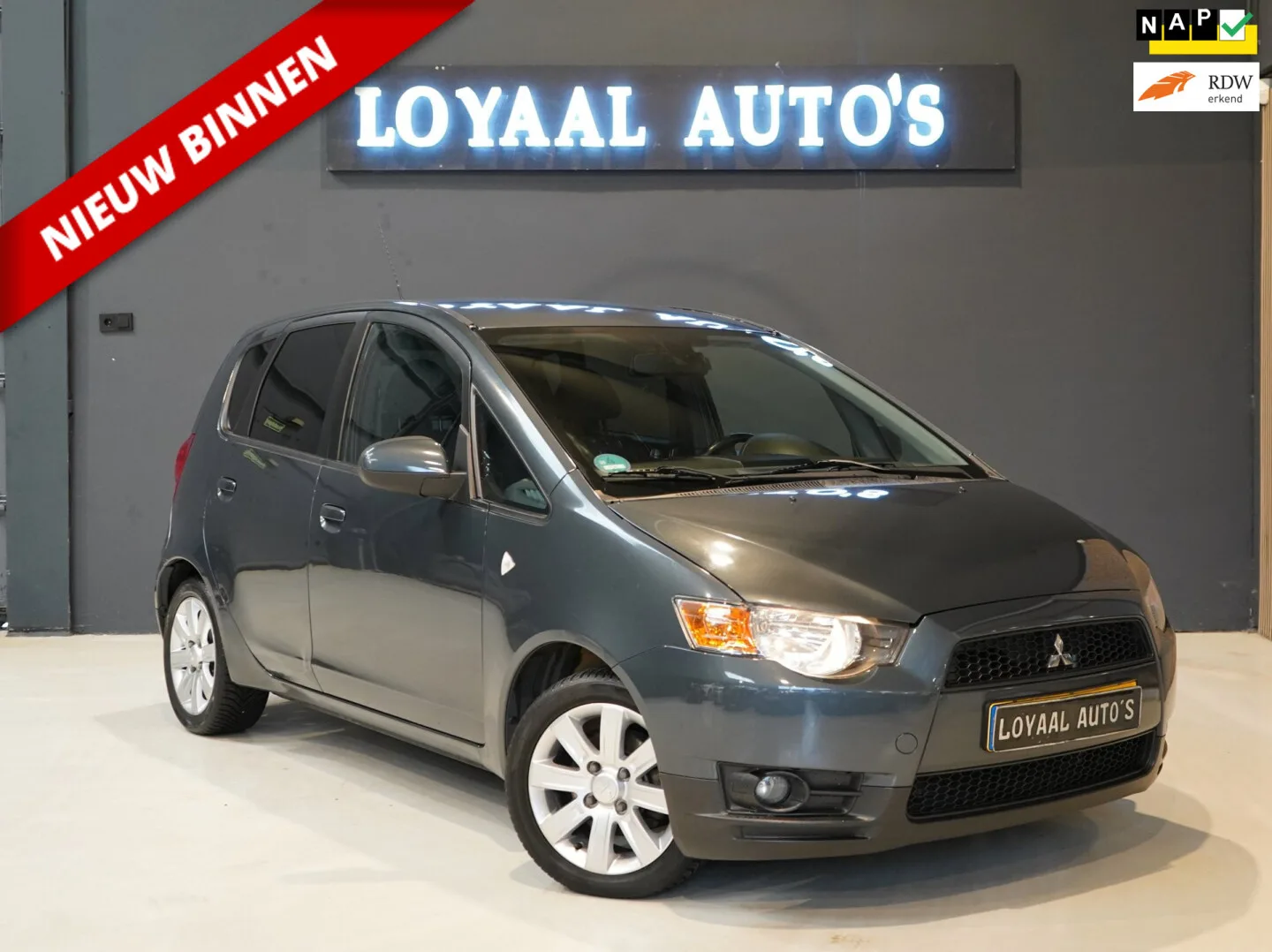 Mitsubishi Colt (2010) — foto 1