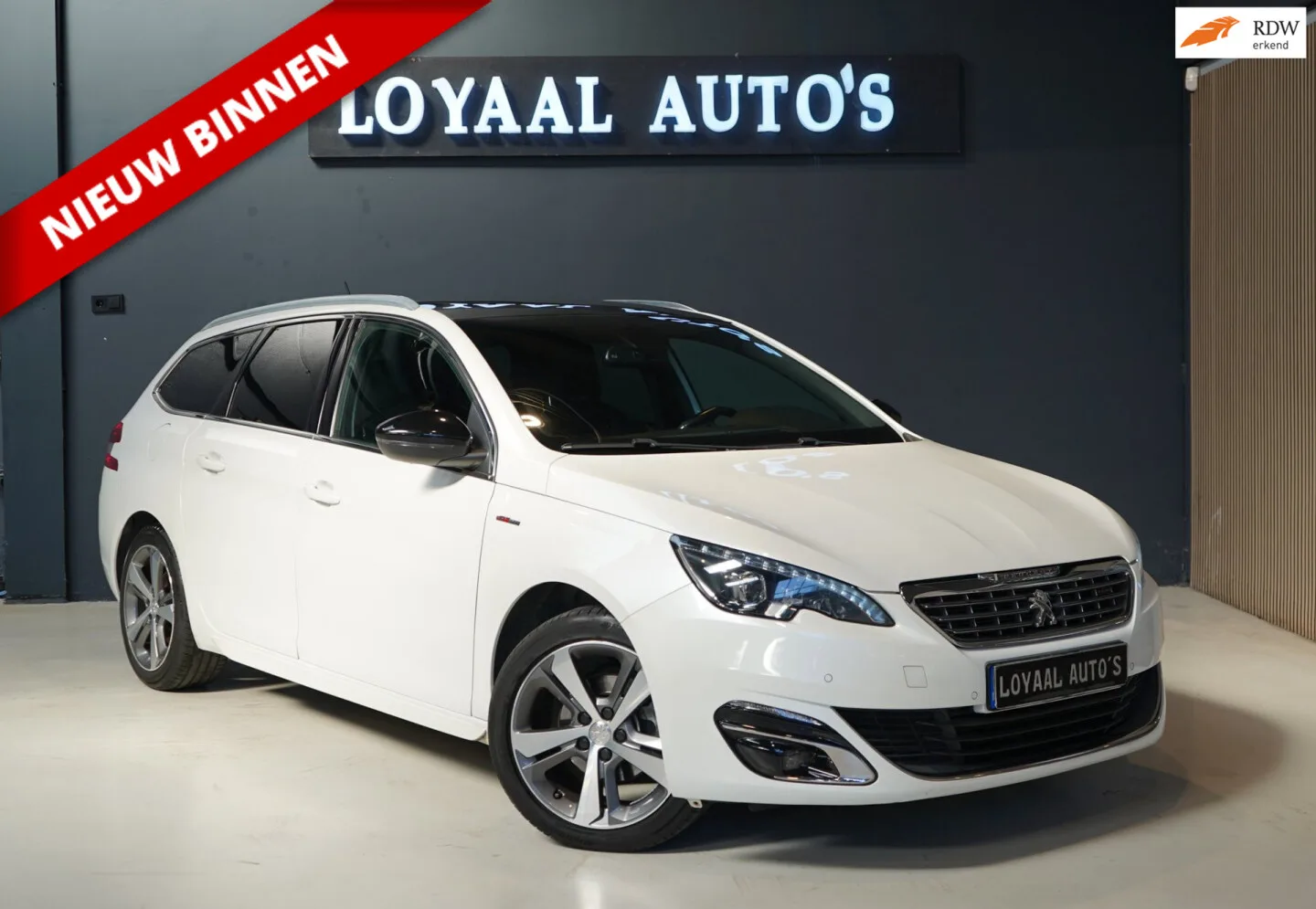 Peugeot 308 (2016) — foto 1