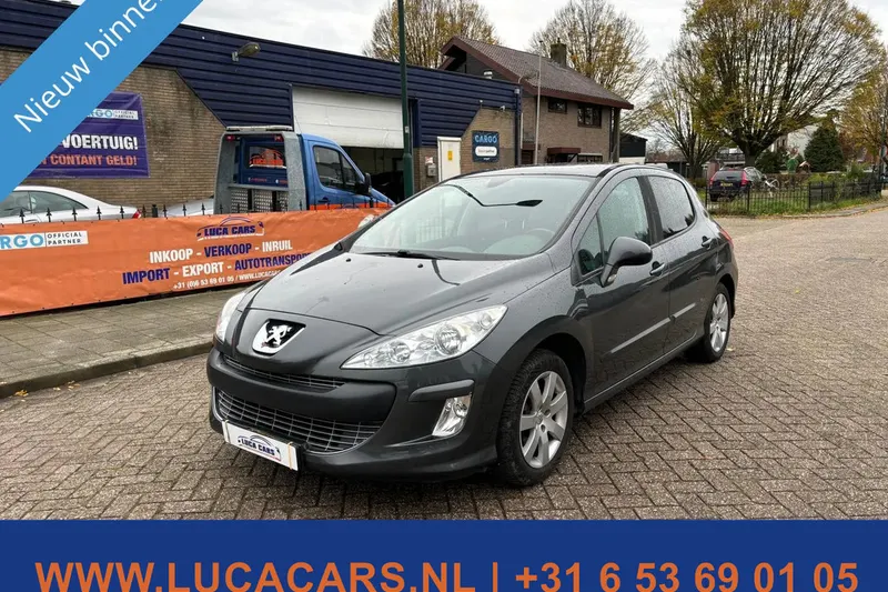 Peugeot 308 (2007)