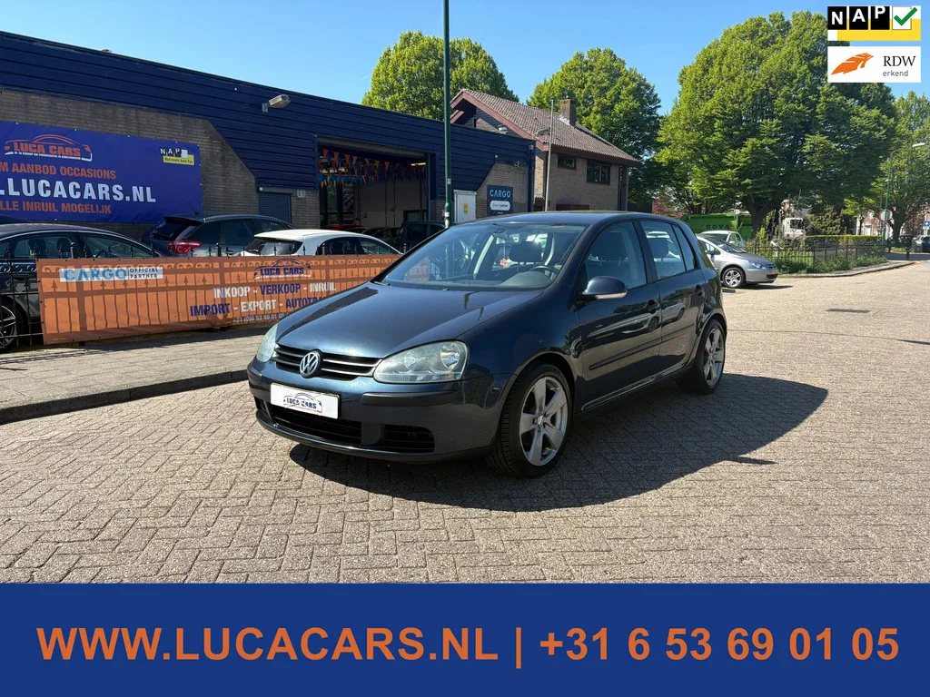 Volkswagen Golf (2004) — foto 1