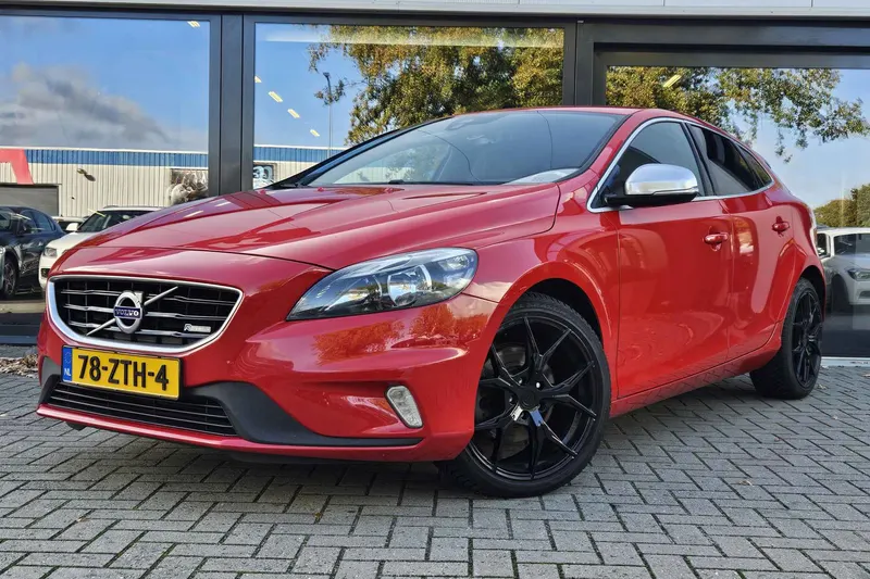 Volvo V40 (2013)