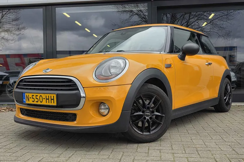 MINI One (2014)