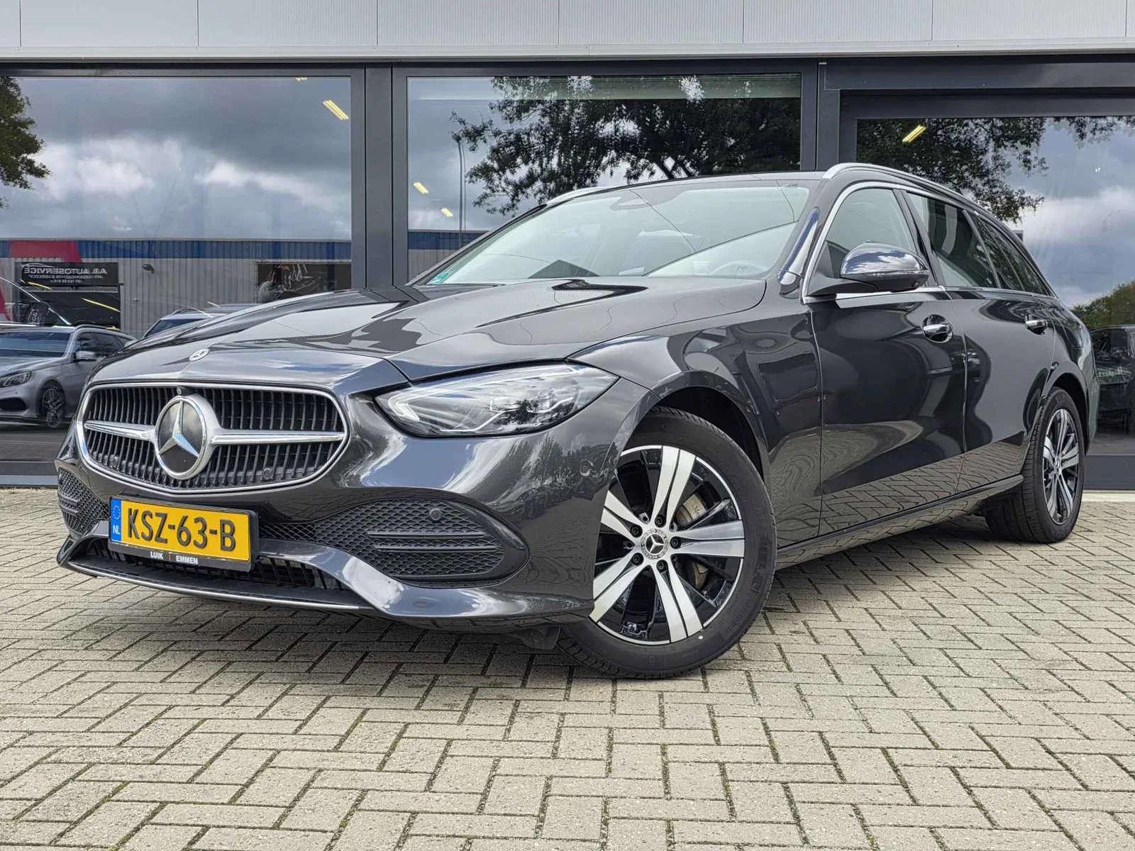 Mercedes-Benz C-Klasse (2023) — foto 1