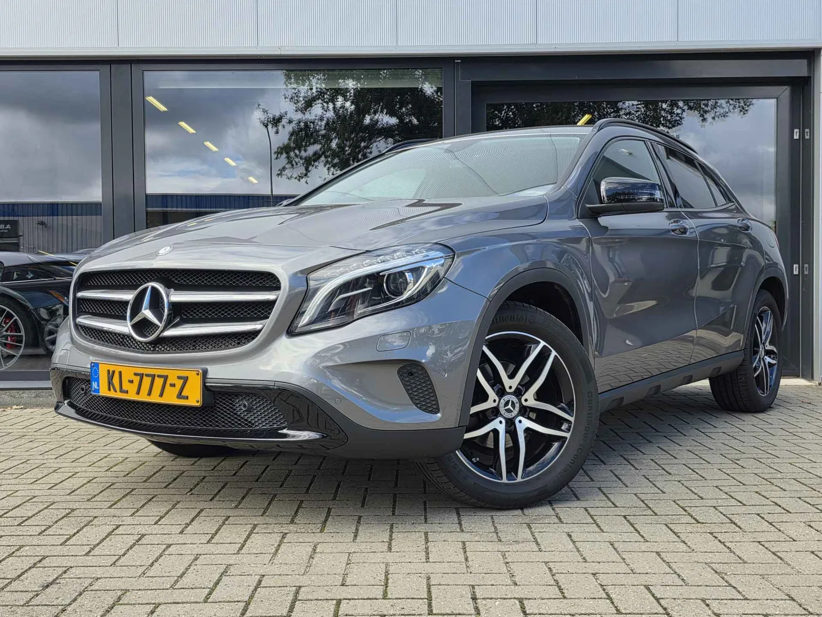 Mercedes-Benz GLA-Klasse (2015) — foto 1