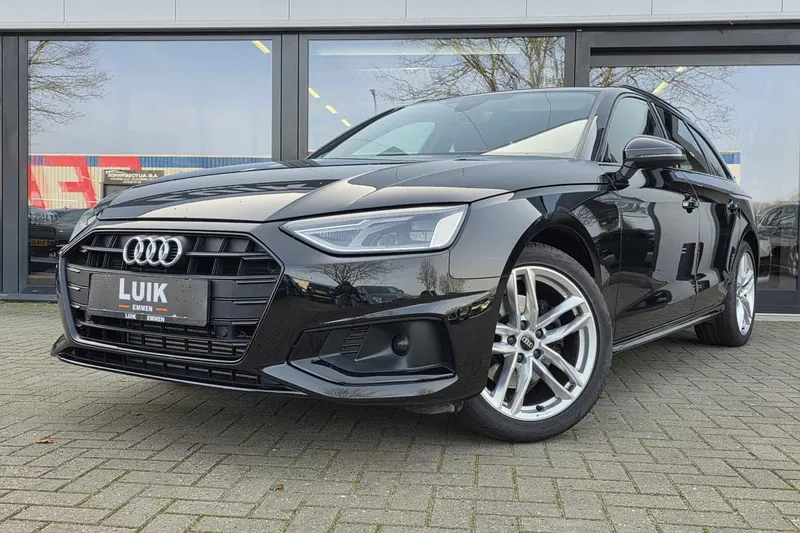 Audi A4 (2021)