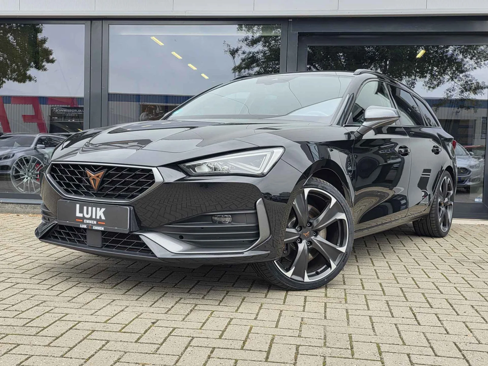 CUPRA Leon Sportstourer (2022) — foto 1