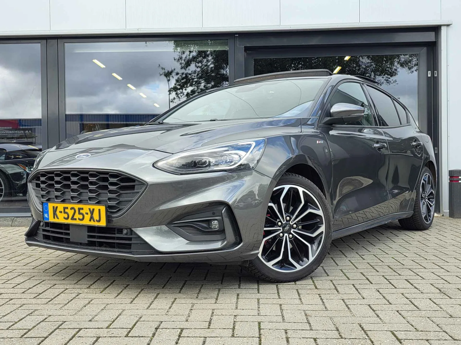 Ford Focus (2021) — foto 1