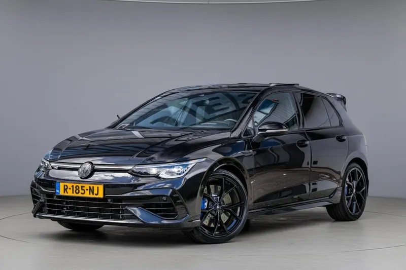 Volkswagen Golf (2022)