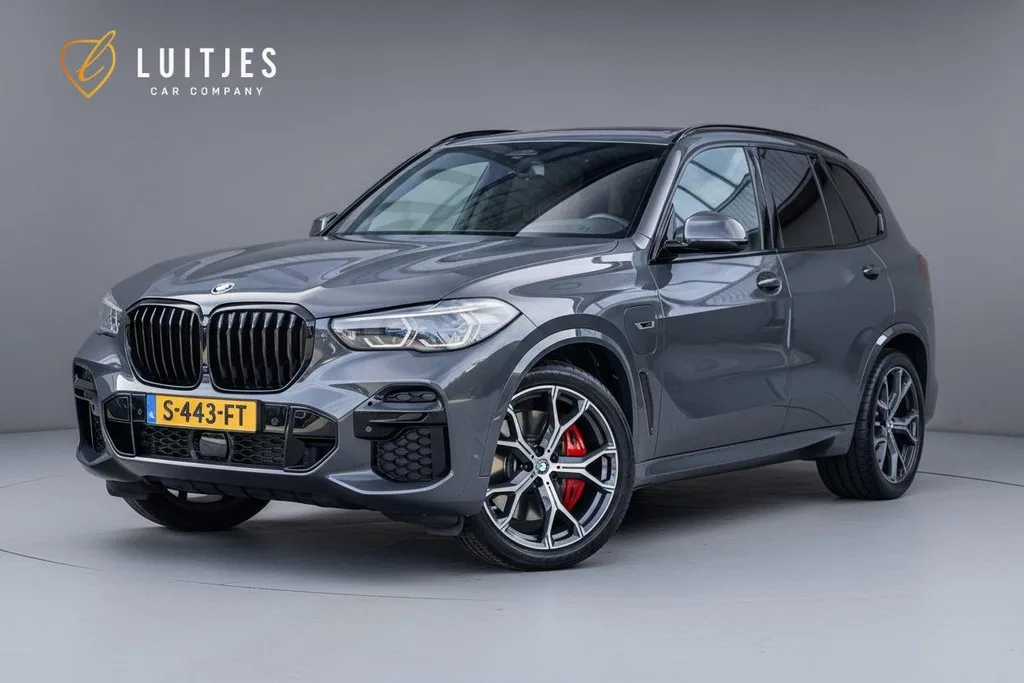 BMW X5 (2022) — foto 1