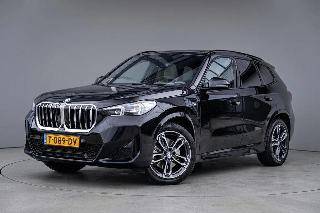 BMW X1 (2023) — foto 1