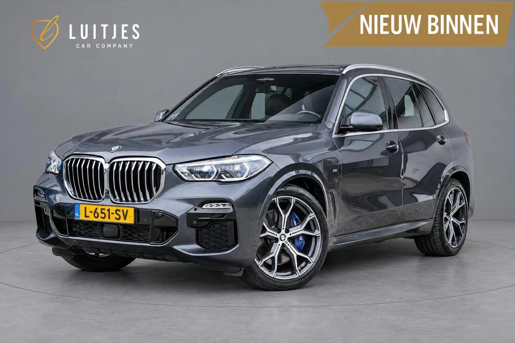 BMW X5 (2021) — foto 1