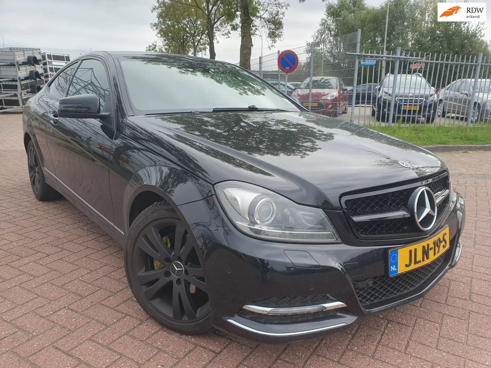 Mercedes-Benz C-Klasse (2011) — foto 1