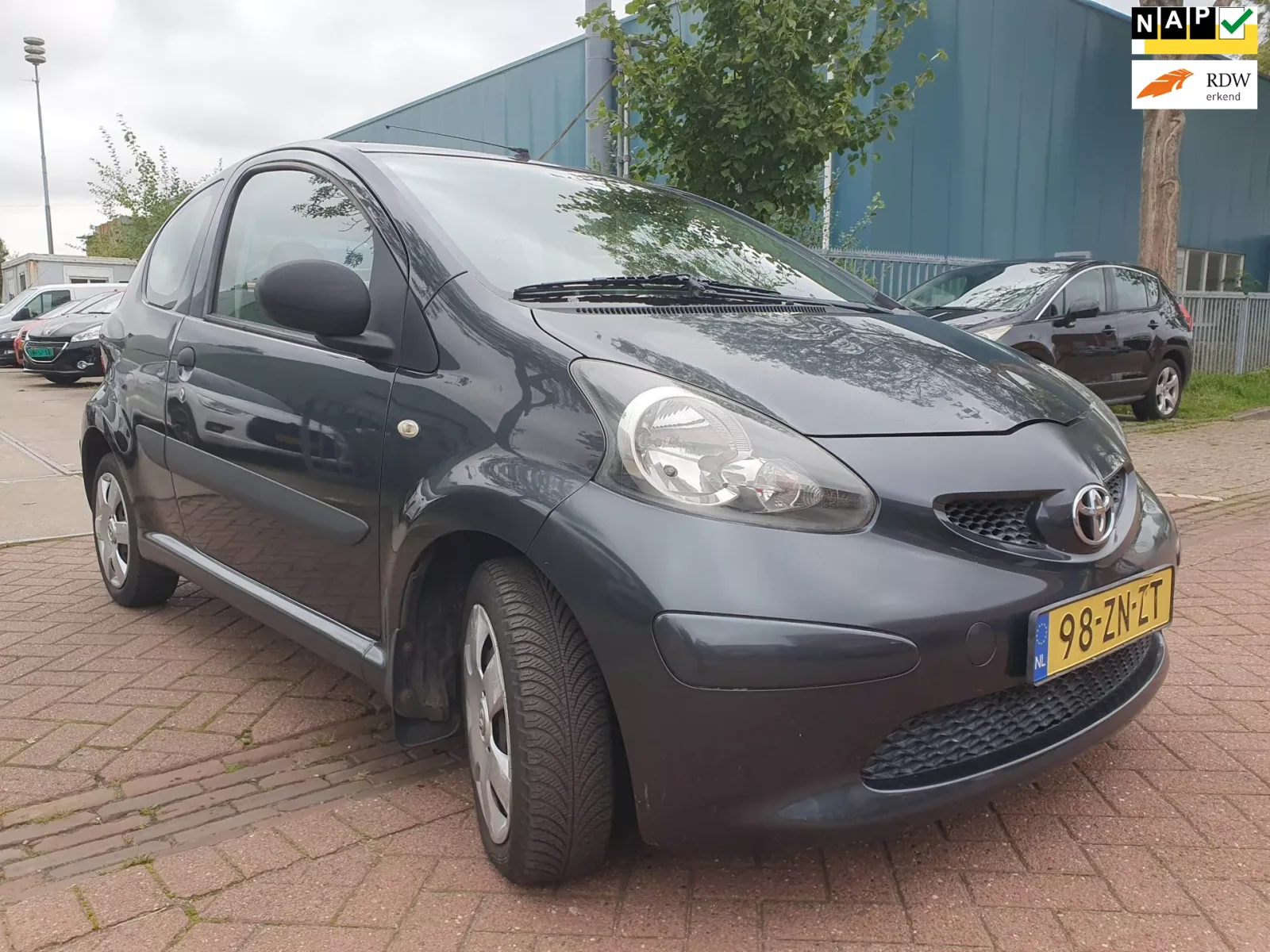 Toyota Aygo (2006) — foto 1