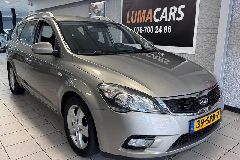 Kia Cee'd (2011)