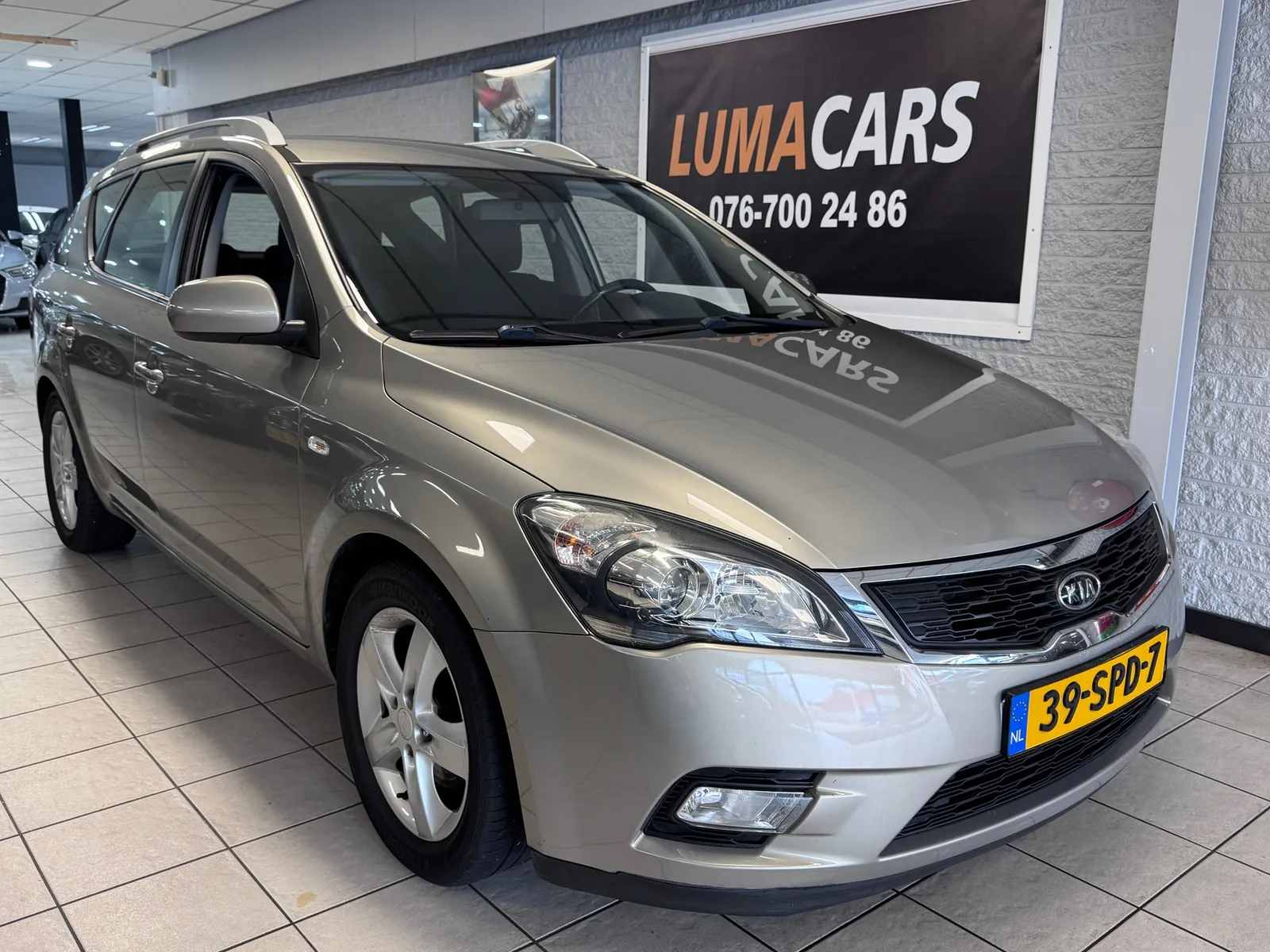 Kia Cee'd (2011) — foto 1