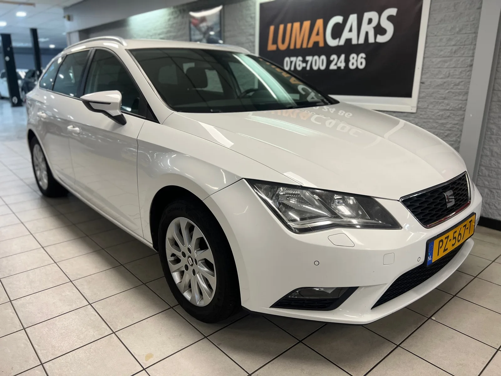 SEAT Leon (2014) — foto 1